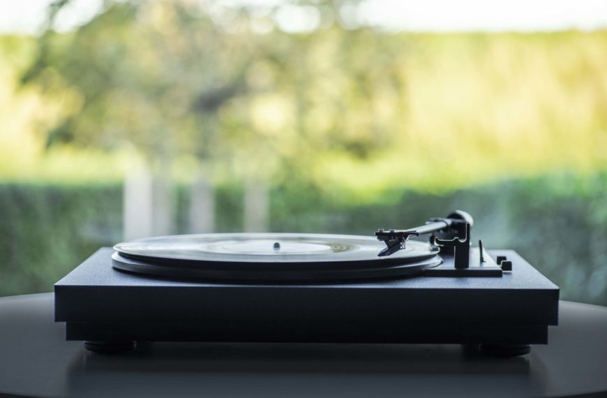 When Is a Turntable with a Built-in Preamp Right for You?