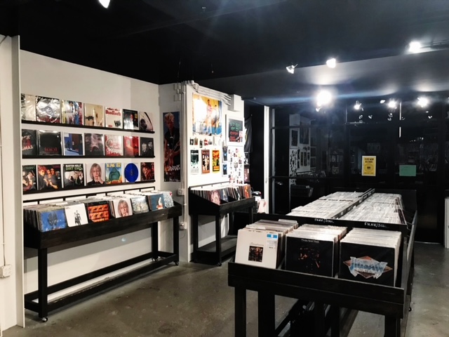 Luna Record Shop - 1 of 4