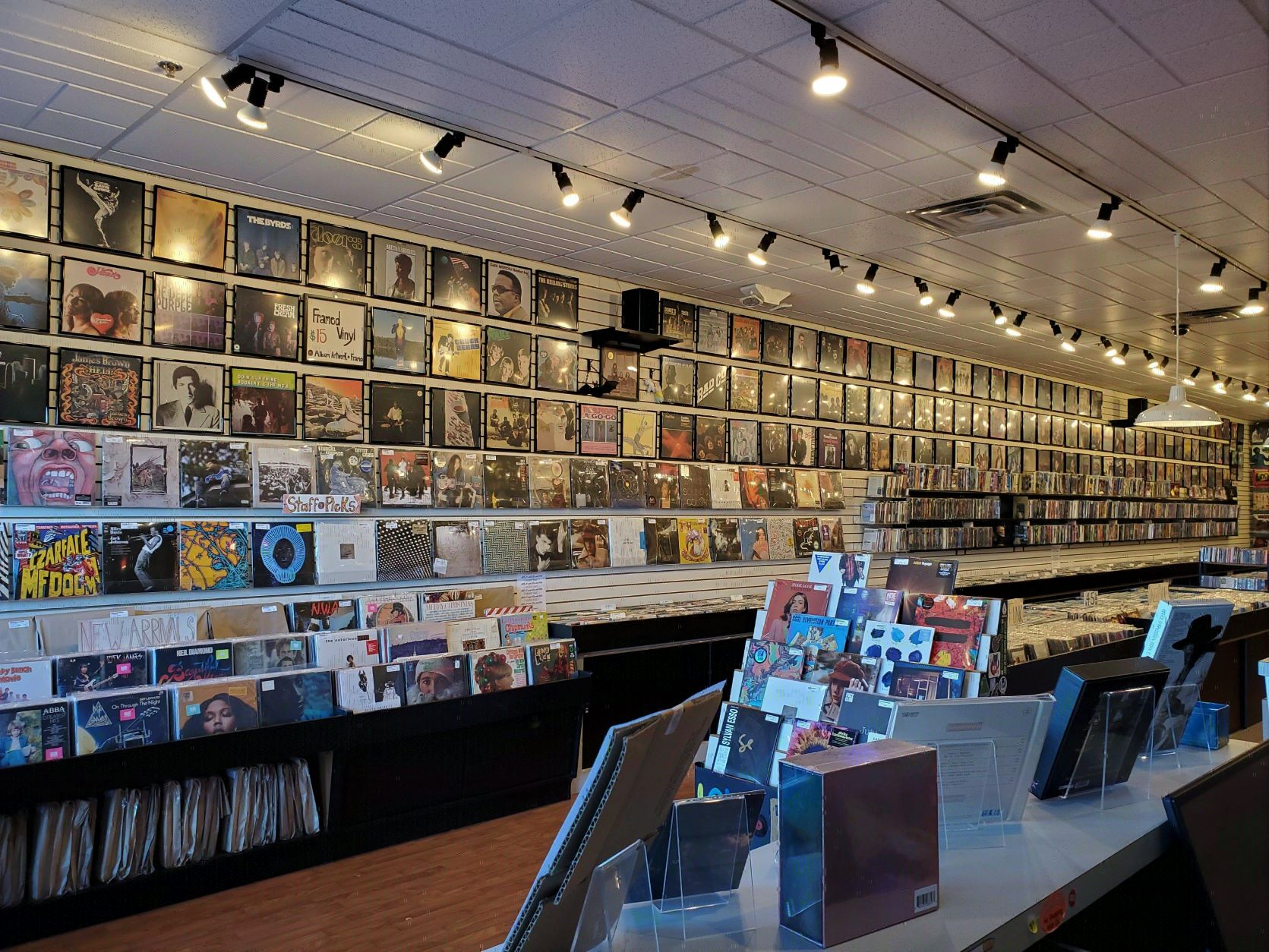 tunes-record-stores