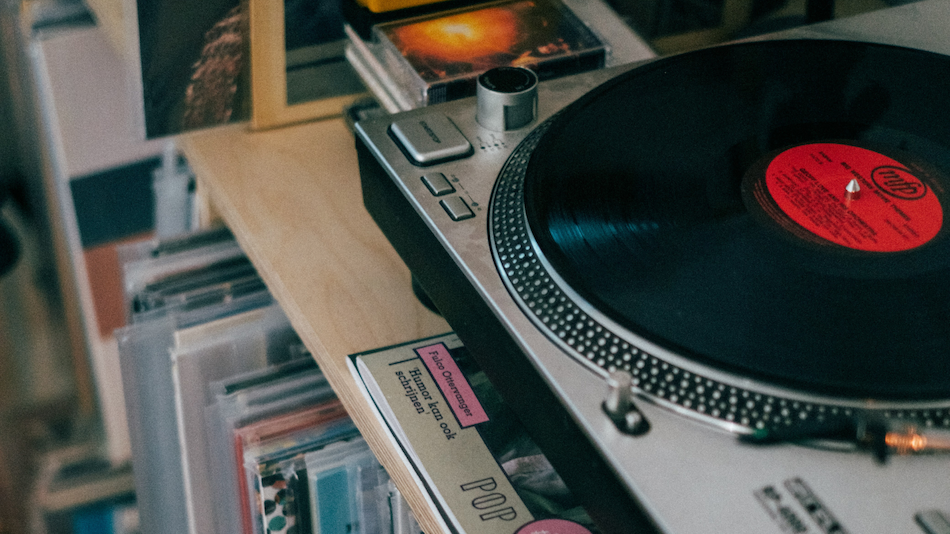 Why Collect Vinyl? 5 Reasons to Collect Records