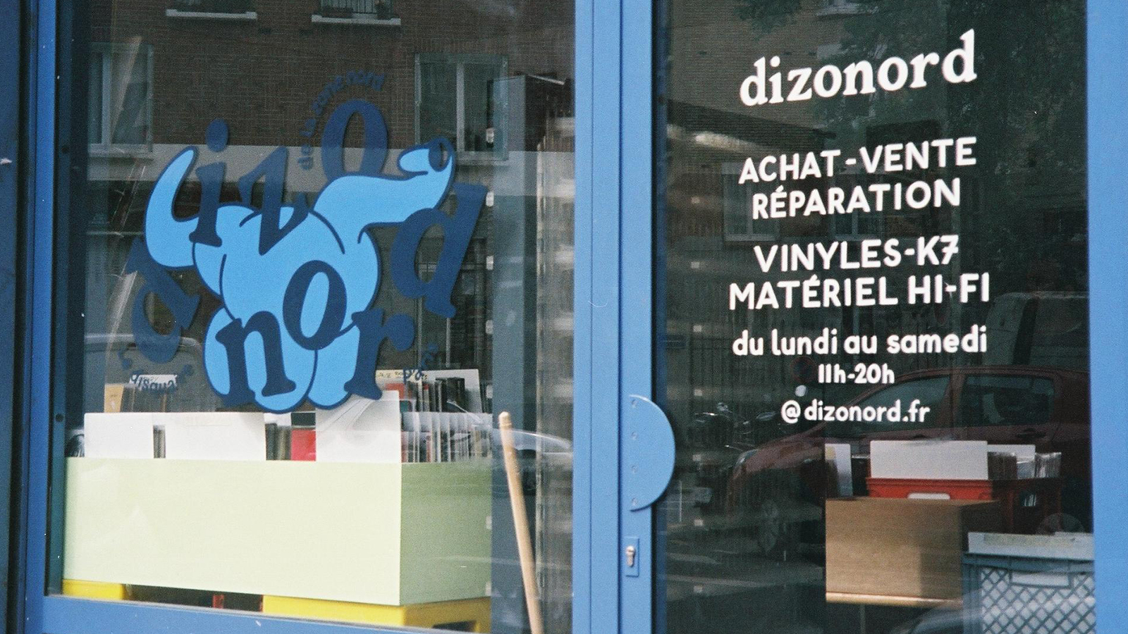 storefront of dizonord record store
