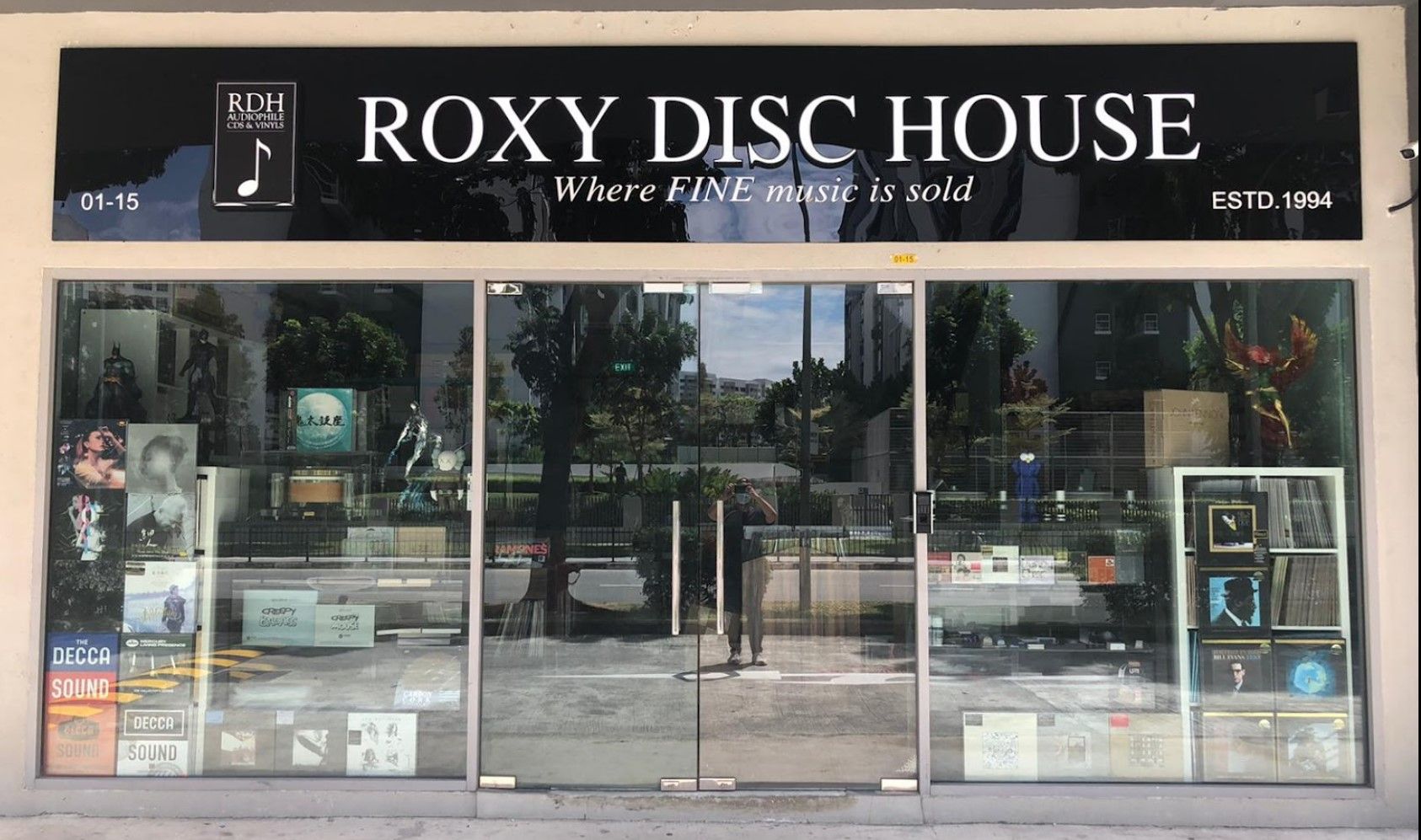 Roxy Disc House - 1 of 1